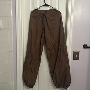 Brown parachute pants, size 2, adjustable waist and ankle